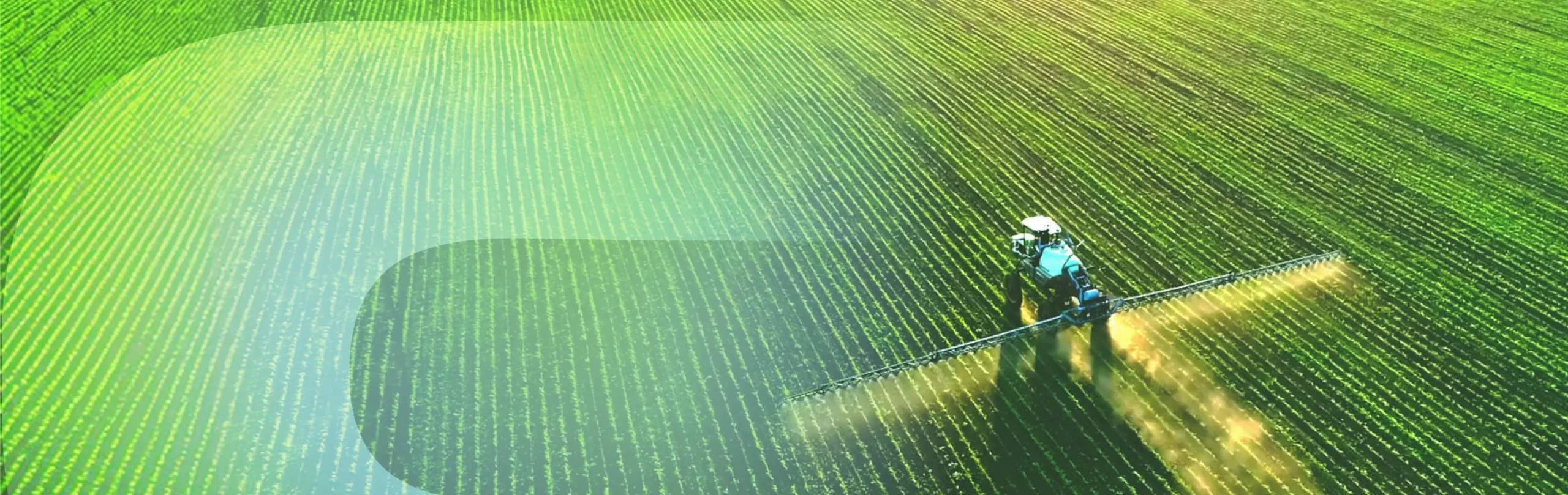 Self-propelled sprayer working a field